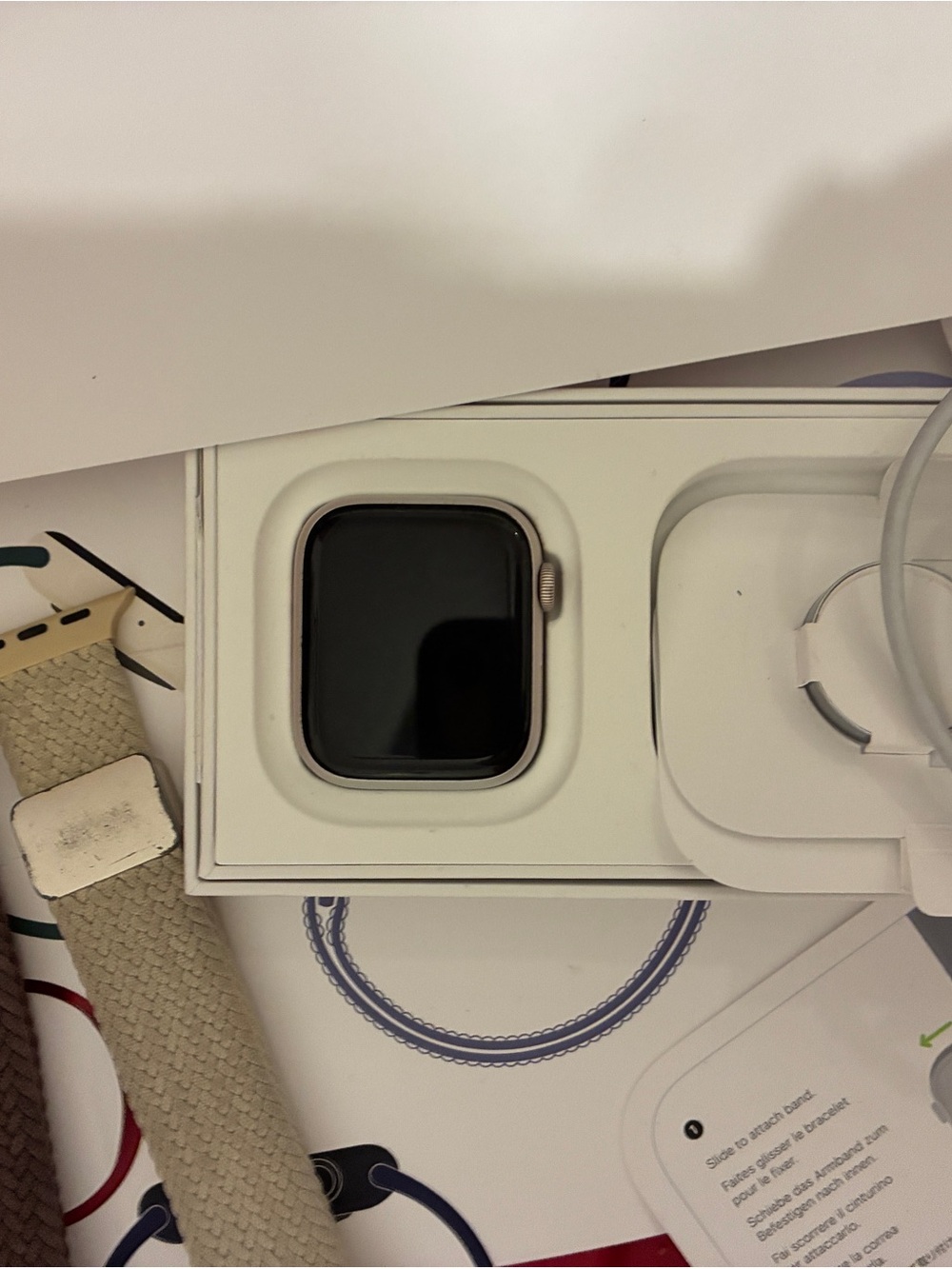 Apple Series 9 iwatch with Loads of Accessories!!! - Picture 12 of 13